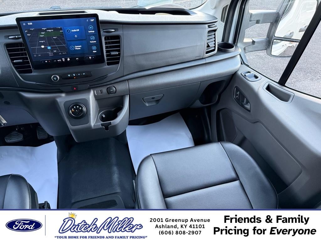 2023 Ford E-Transit Base