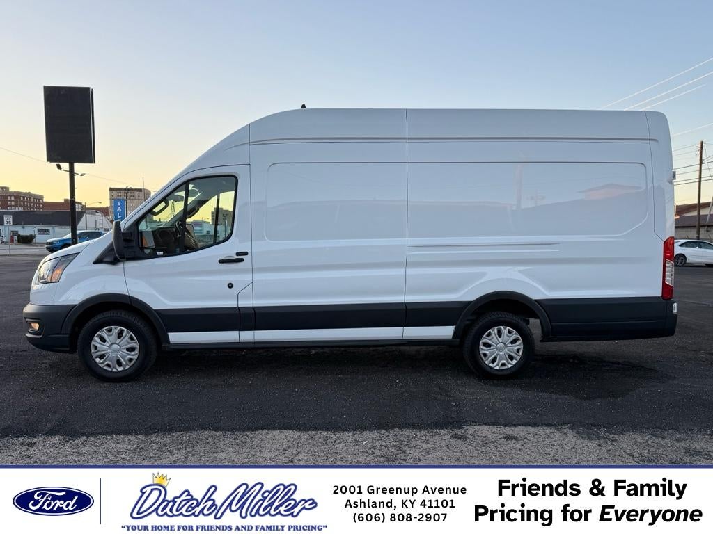 2023 Ford E-Transit Base
