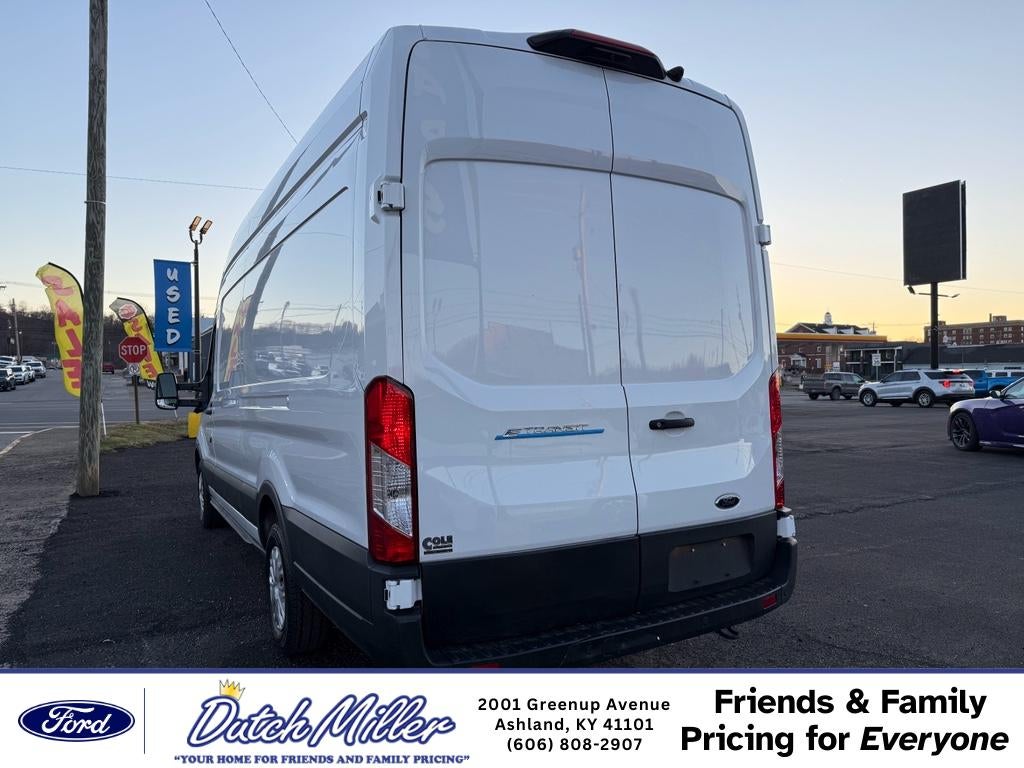 2023 Ford E-Transit Base