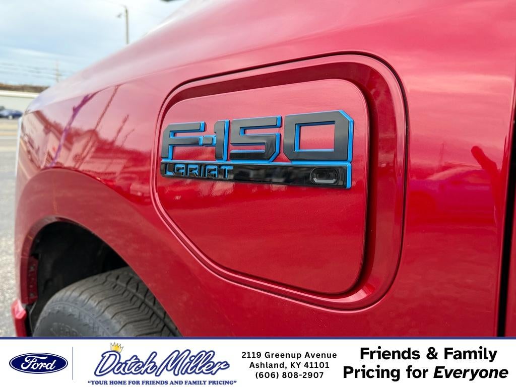 2025 Ford F-150 Lightning LARIAT