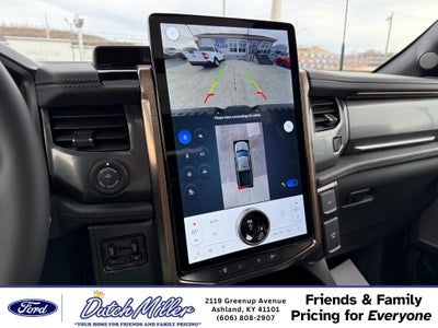 2025 Ford F-150 Lightning LARIAT