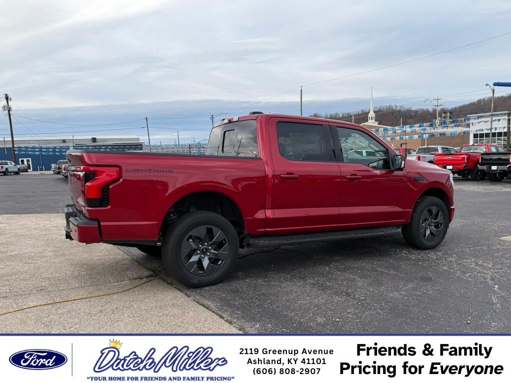 2025 Ford F-150 Lightning LARIAT