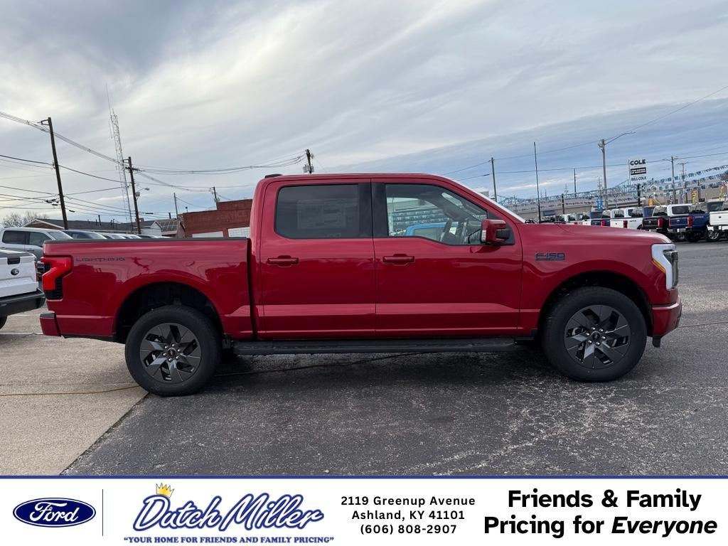 2025 Ford F-150 Lightning LARIAT