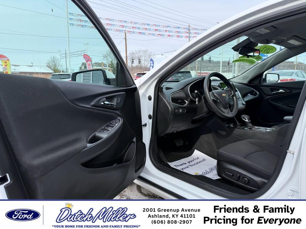 2024 Chevrolet Malibu LT