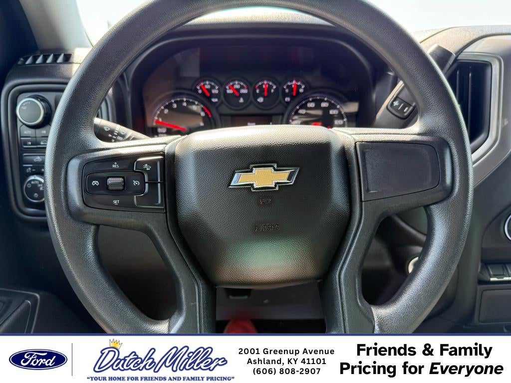 2025 Chevrolet Silverado Custom