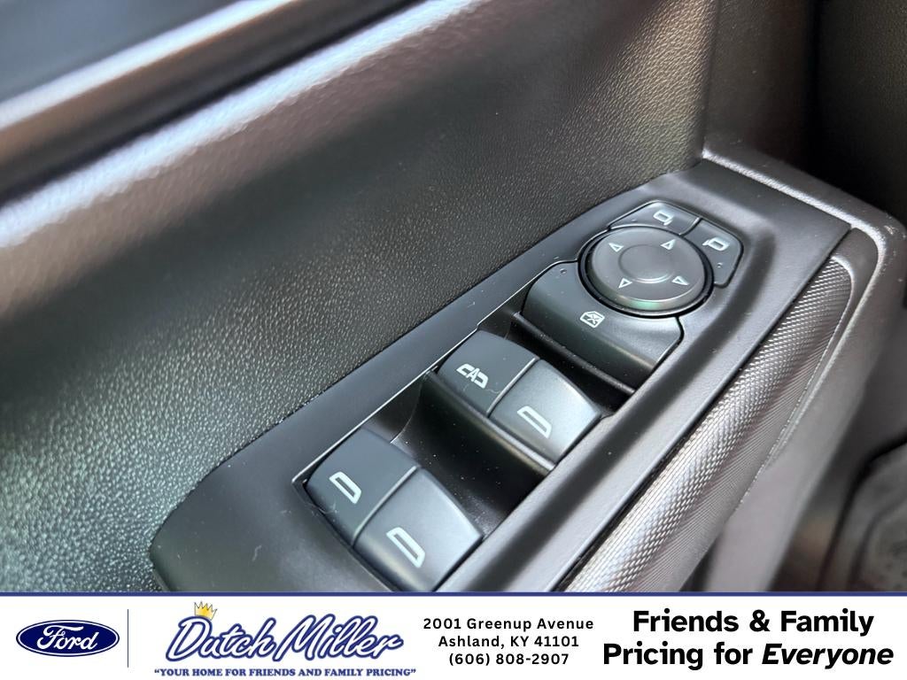 2025 Chevrolet Silverado Custom