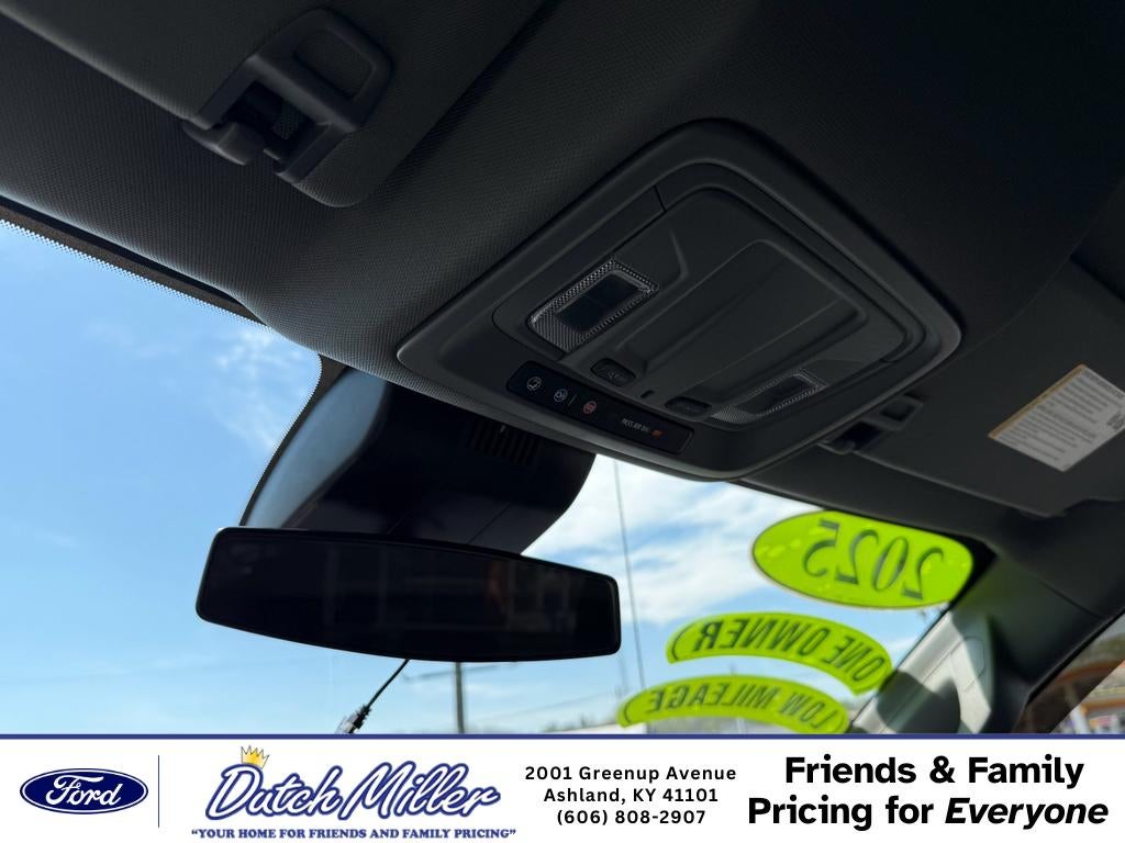 2025 Chevrolet Silverado Custom