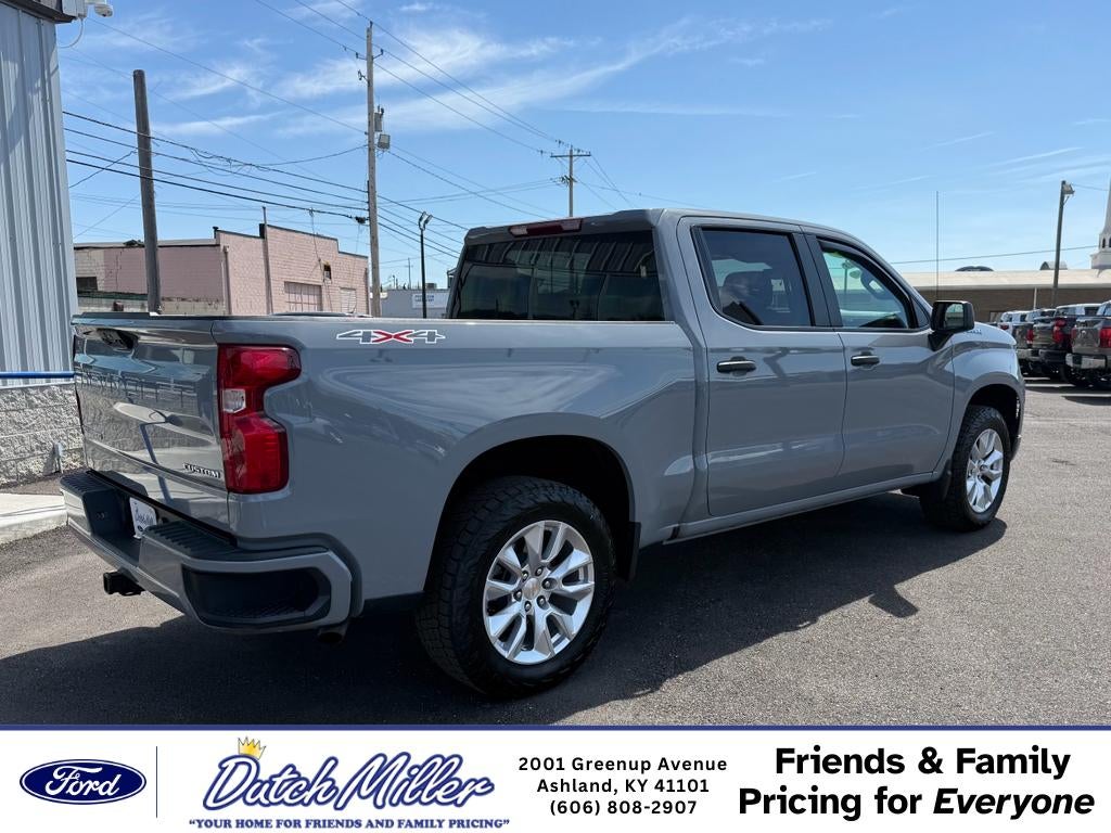 2025 Chevrolet Silverado Custom