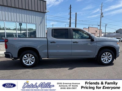 2025 Chevrolet Silverado Custom