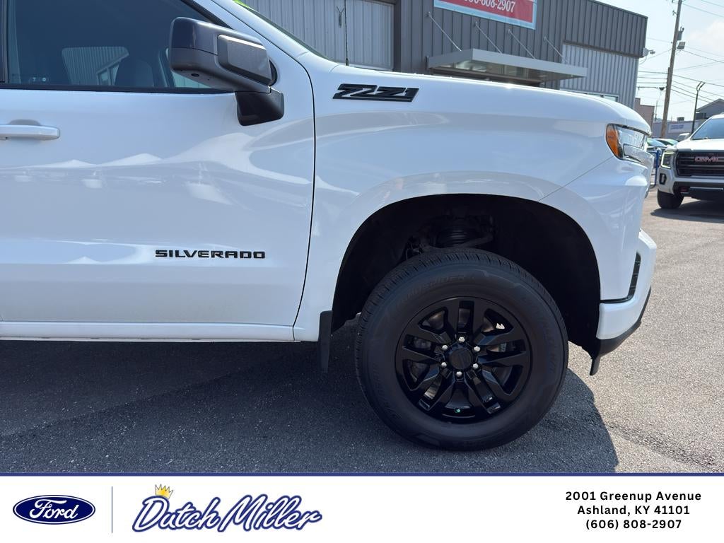 2021 Chevrolet Silverado RST