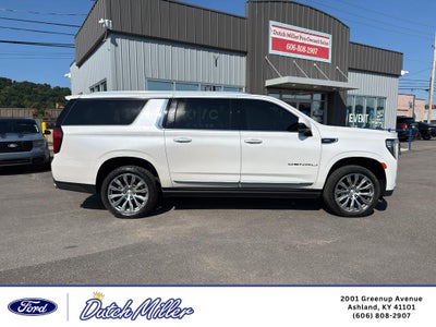 2022 GMC Yukon XL Denali