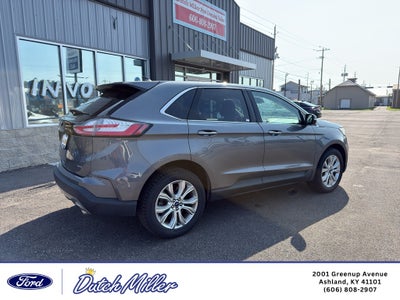 2022 Ford Edge Titanium