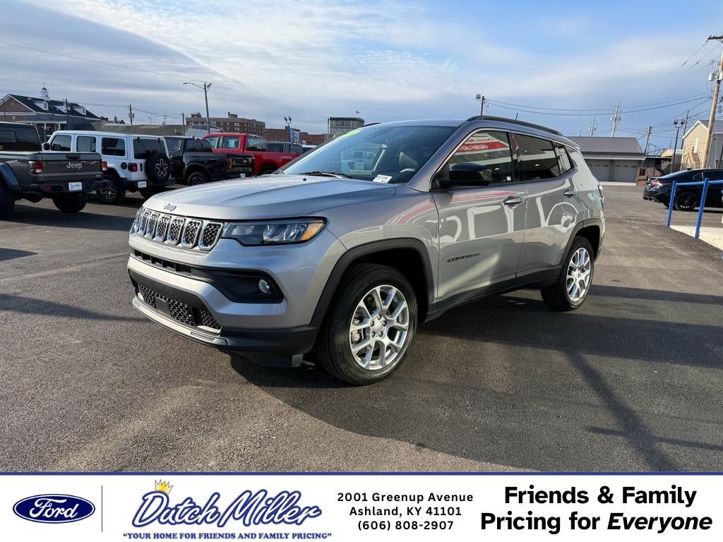 2024 Jeep Compass Latitude Lux