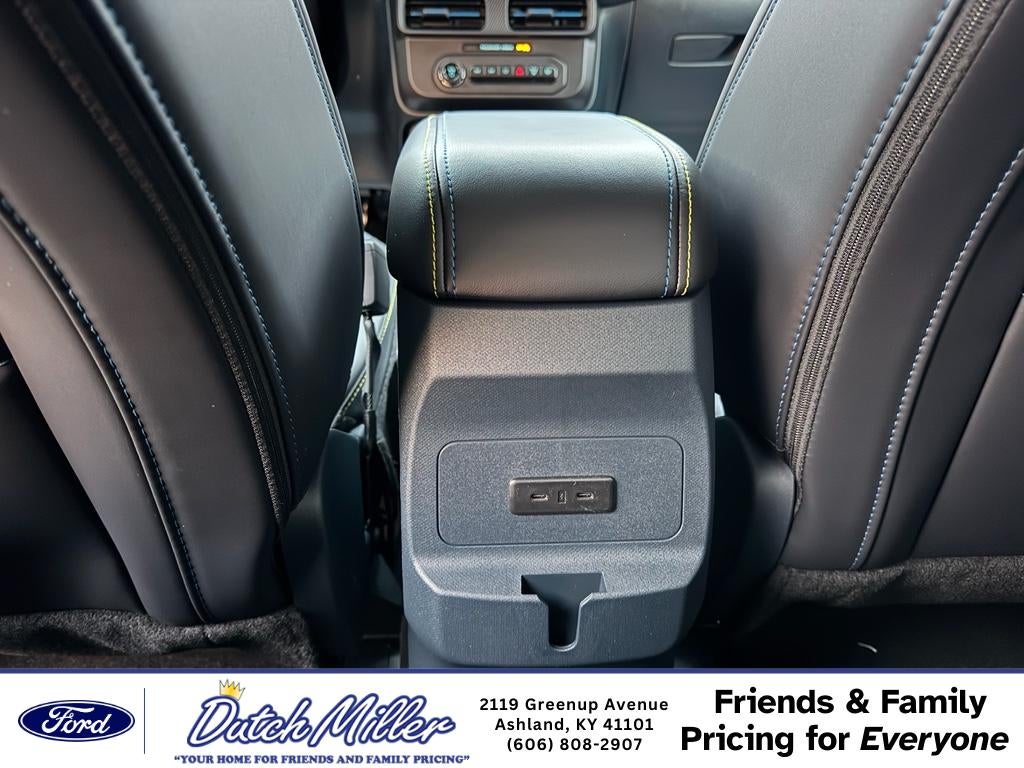 2026 Ford Maverick Lobo Standard