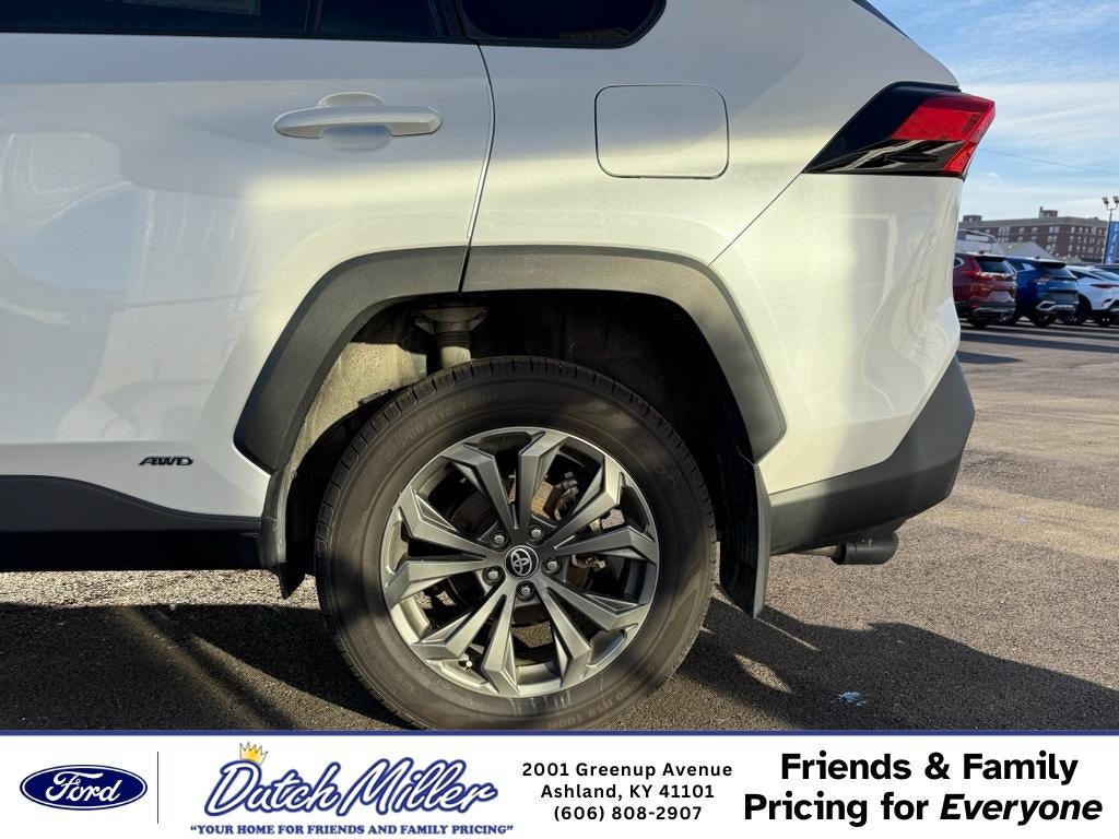 2023 Toyota RAV4 Hybrid Hybrid XLE Premium