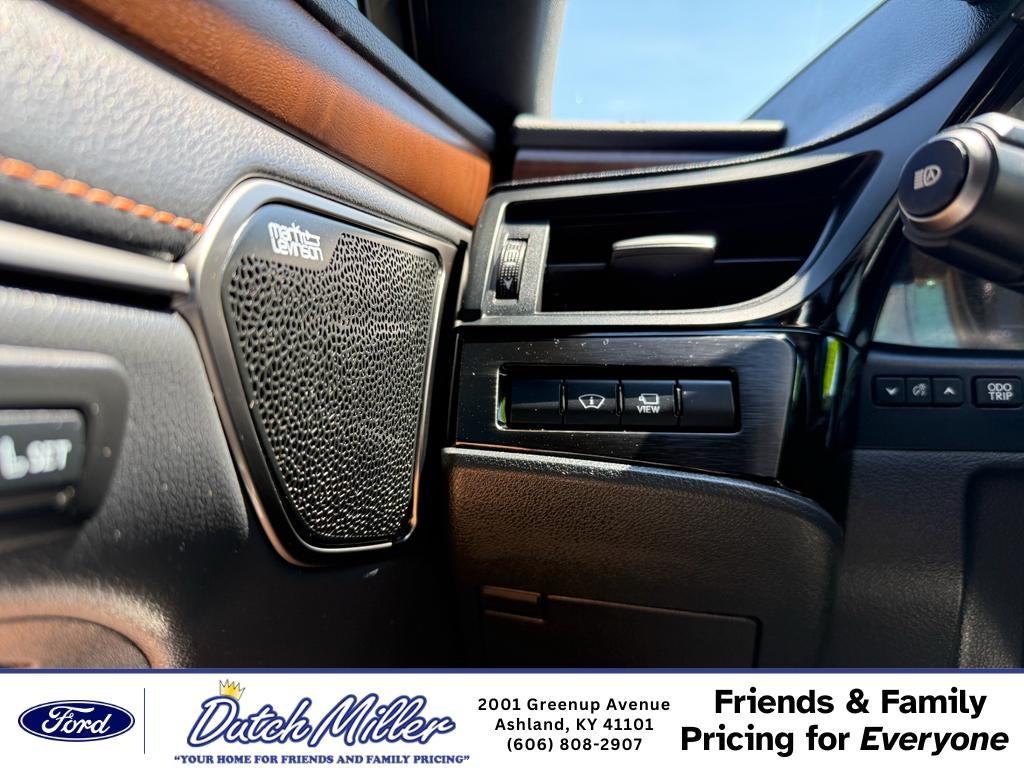 2025 Lexus ES 350 Ultra Luxury