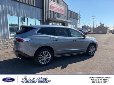 2024 Buick Enclave Essence