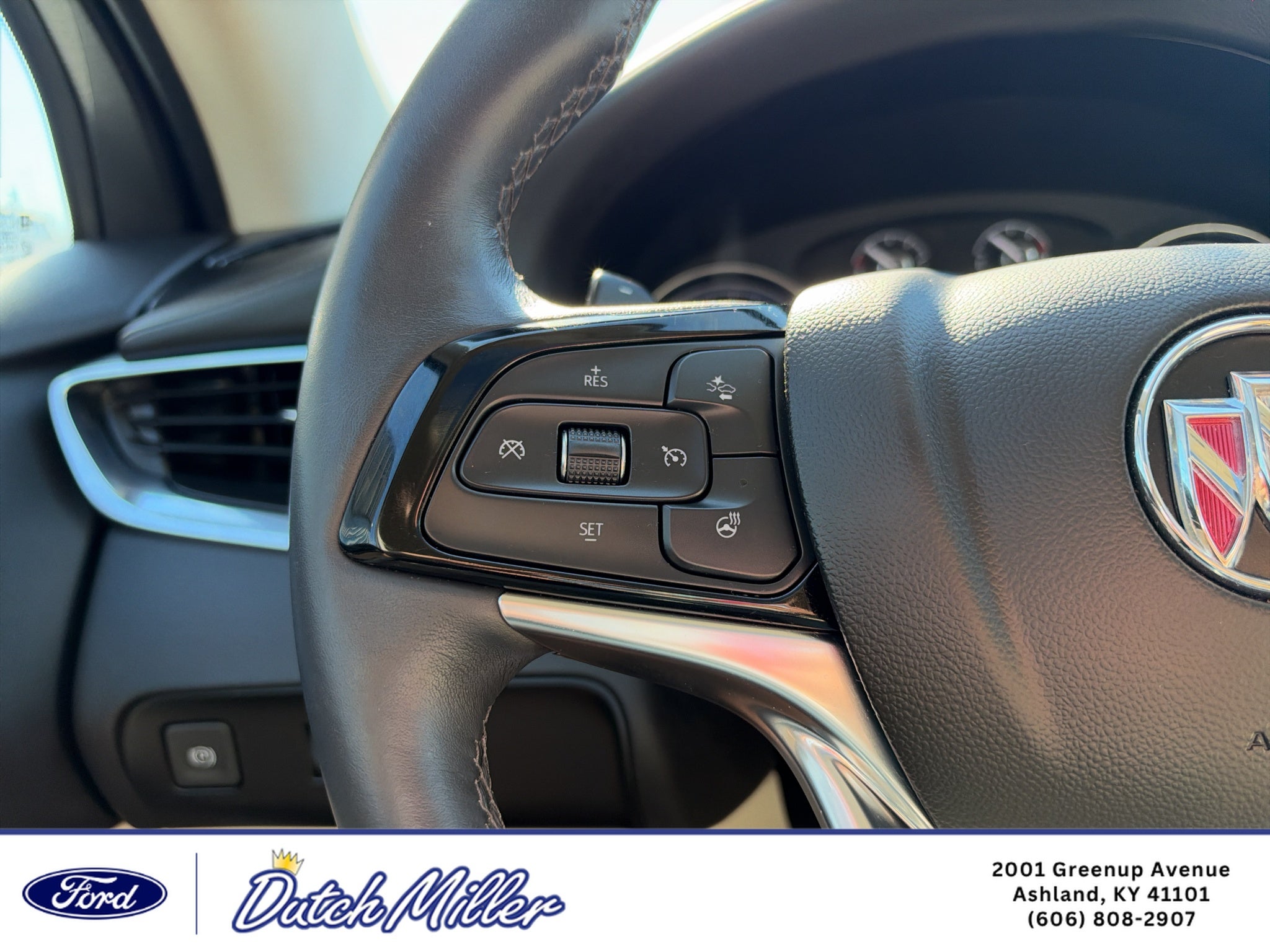 2024 Buick Enclave Essence
