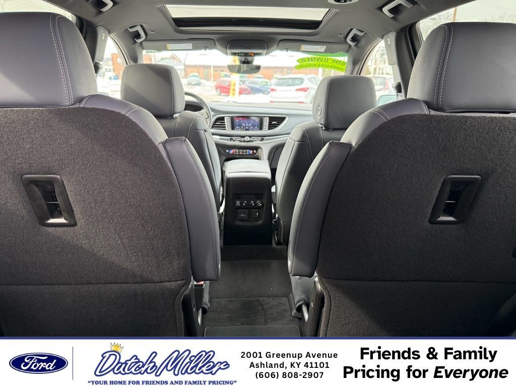 2023 Buick Enclave Premium