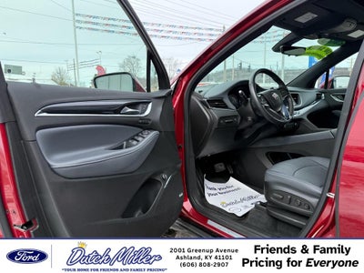 2023 Buick Enclave Premium