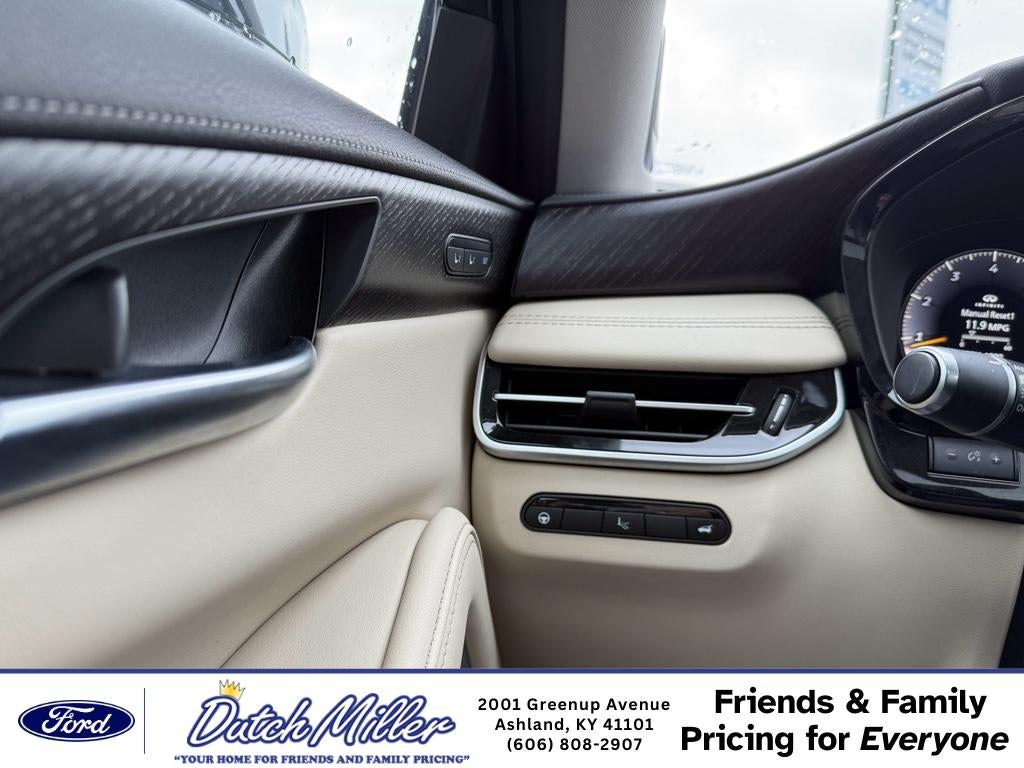 2023 INFINITI QX60 SENSORY