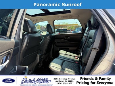 2023 Nissan Pathfinder Platinum