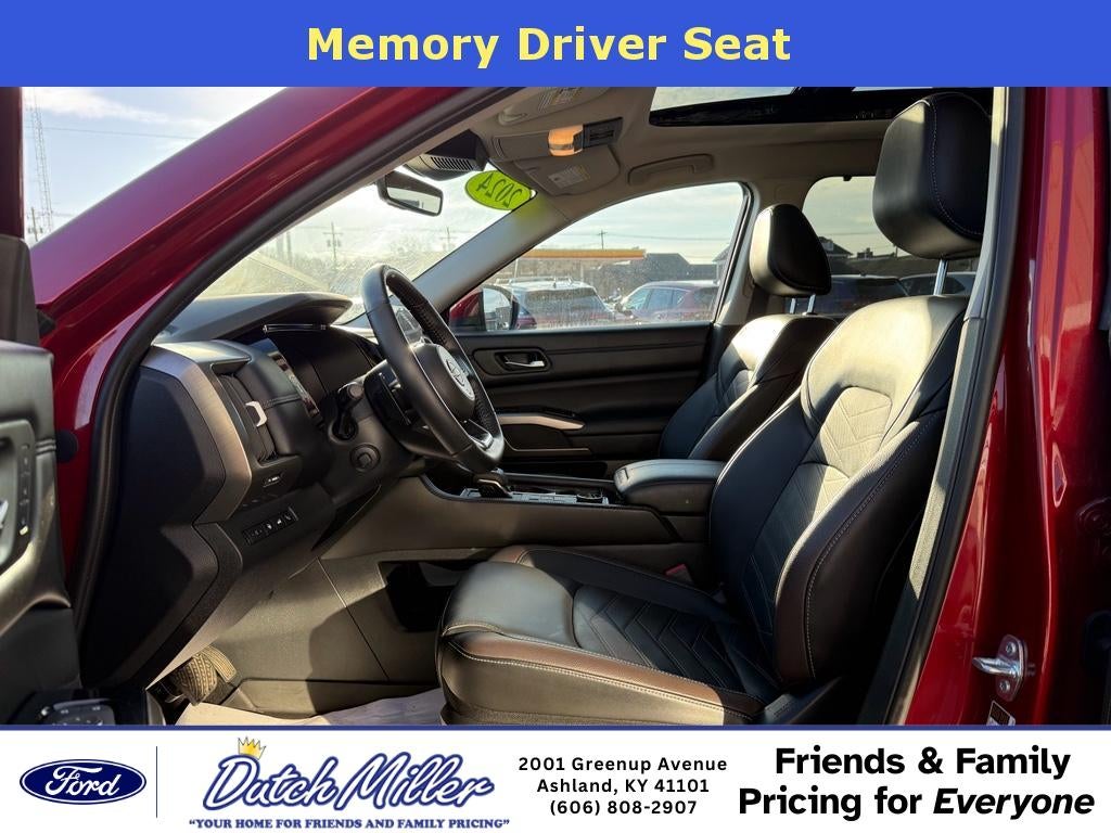 2024 Nissan Pathfinder Platinum