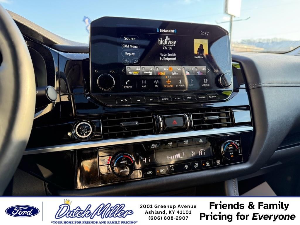 2024 Nissan Pathfinder Platinum