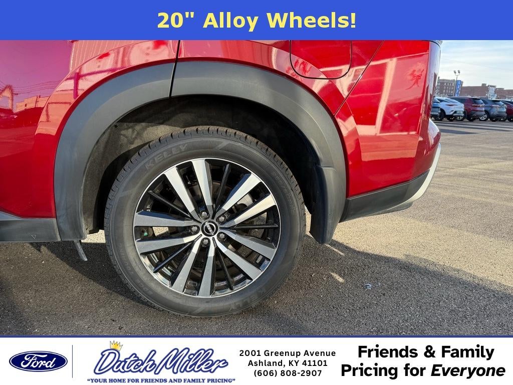 2024 Nissan Pathfinder Platinum