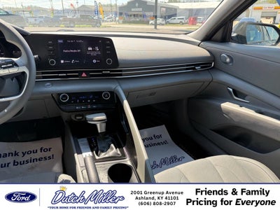 2023 Hyundai Elantra SEL