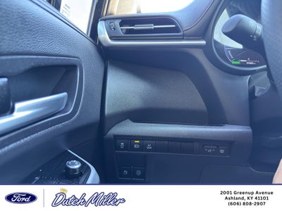 2025 Toyota Sienna XSE