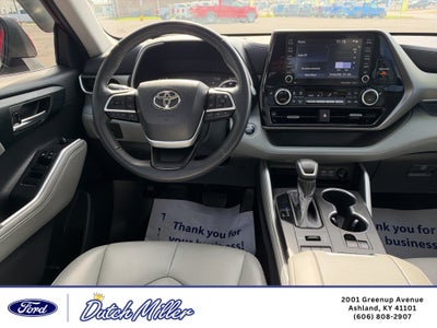 2022 Toyota Highlander XLE