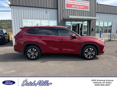 2022 Toyota Highlander XLE