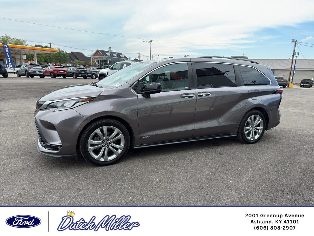 2021 Toyota Sienna XSE