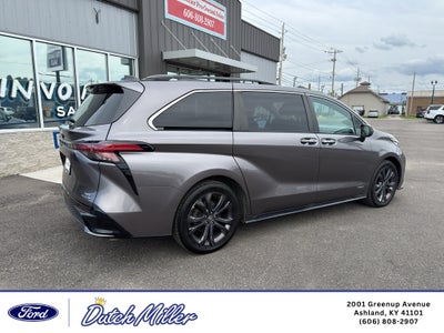 2021 Toyota Sienna XSE