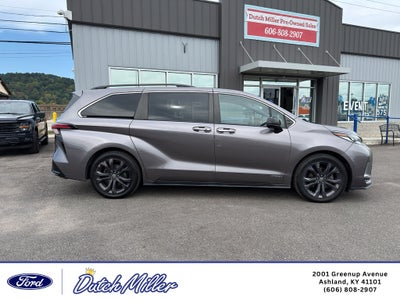 2021 Toyota Sienna XSE