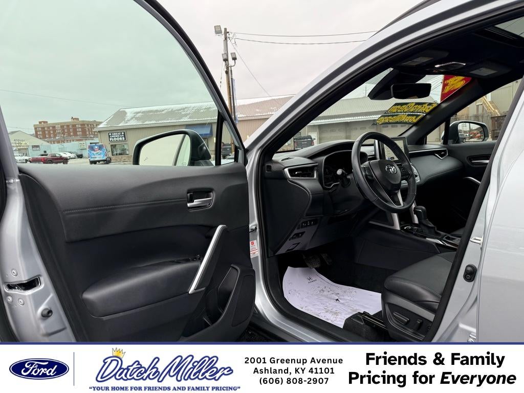 2024 Toyota Corolla Cross Hybrid Hybrid XSE