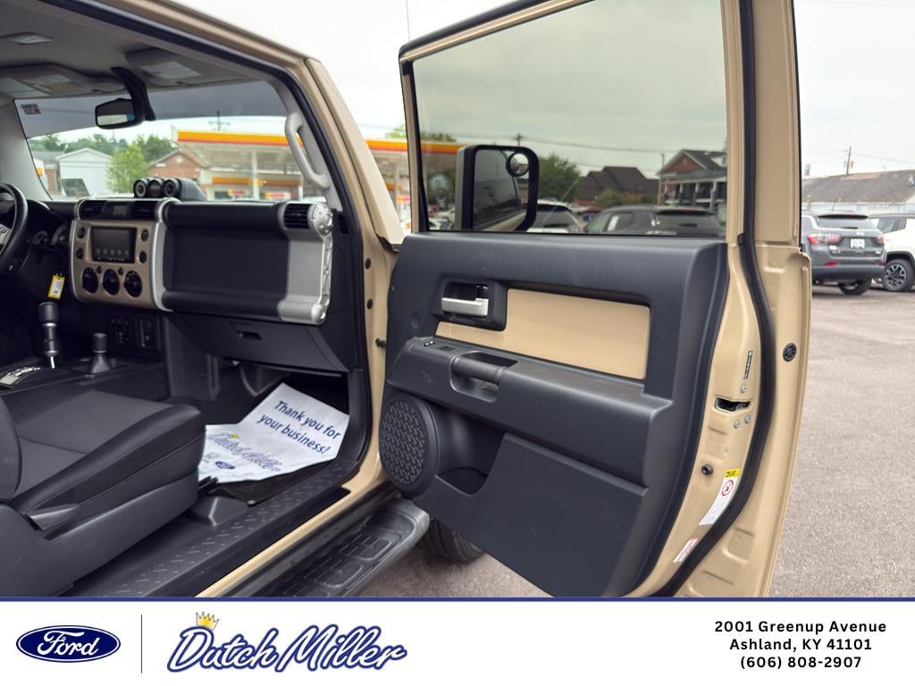 2014 Toyota FJ Cruiser 4WD 4dr Man (Natl)