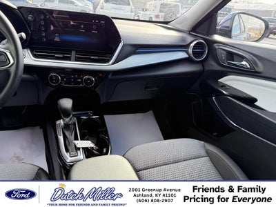 2024 Chevrolet Trax LT