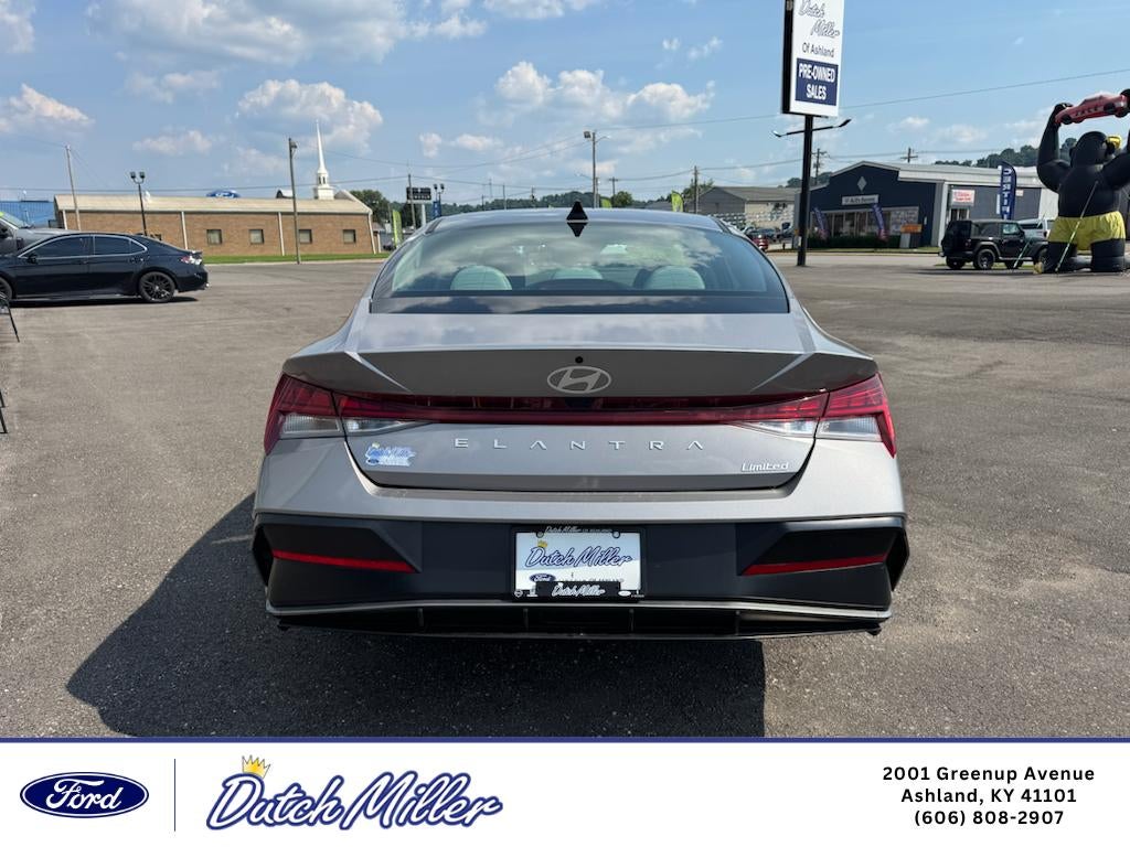 2025 Hyundai Elantra Limited