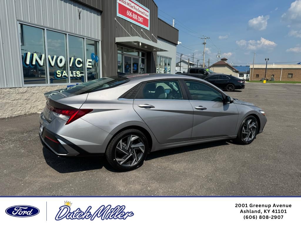 2025 Hyundai Elantra Limited